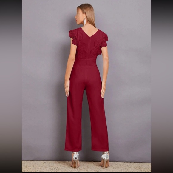 Modely Contrast Lace Scallop Trim Jumpsuit NWT - Picture 2 of 7